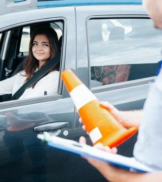 Zapraszamy na kursy prawa jazdy kategorii B w OSK Dario marzec 2023